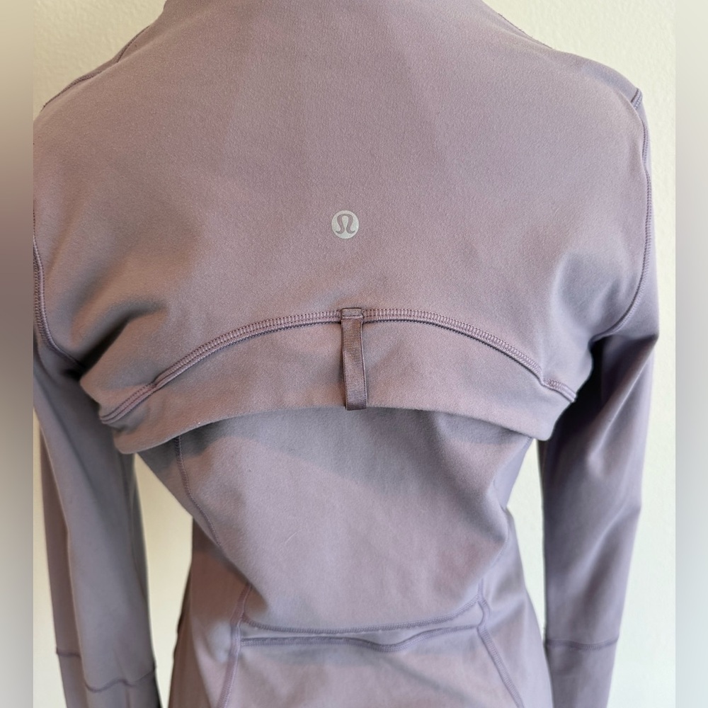 Lululemon Jacket - Picture 4 of 9